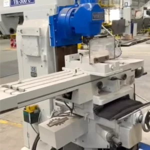 FRESADORA UNIVERSAL VEKER VK 300U COM DIGITAL