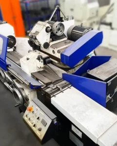 RETÍFICA CILÍNDRICA FERDIMAT U121 CONVENCIONAL